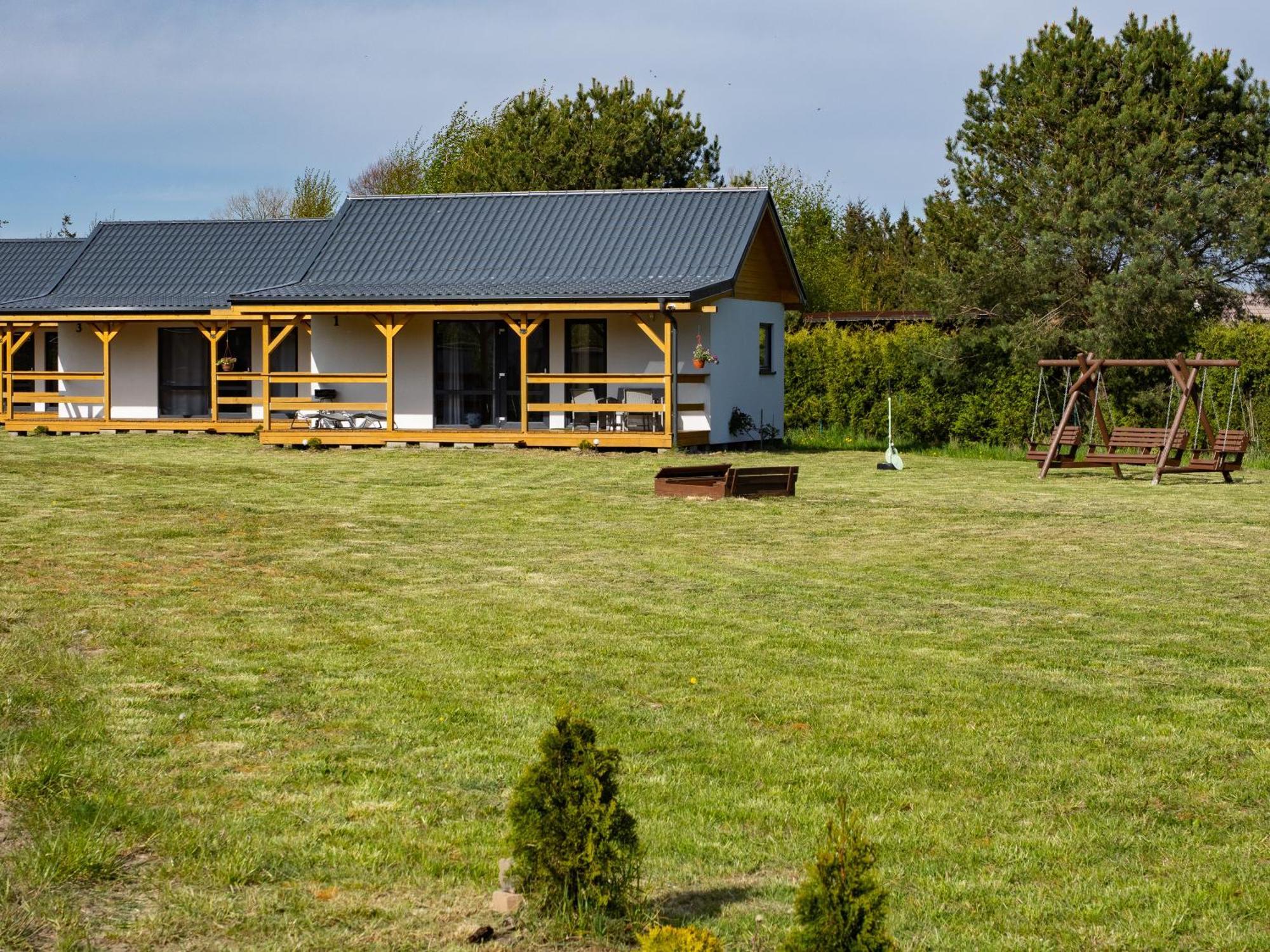 Bursztynowy Zakatek Villa Jezierzany Exterior photo